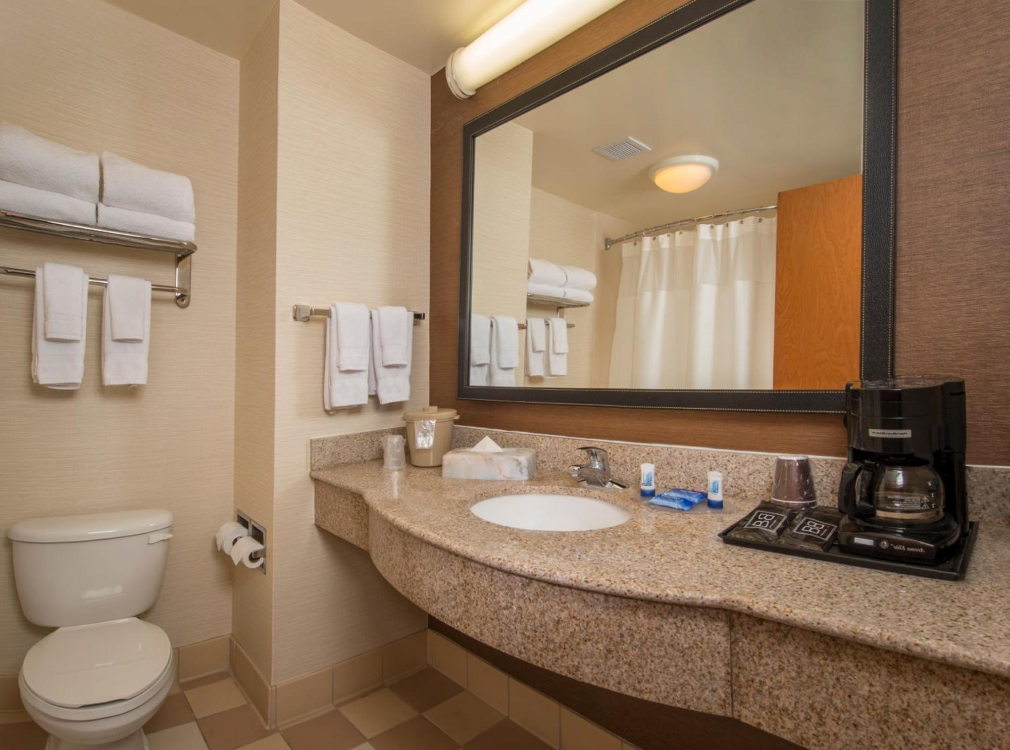 Fairfield Inn & Suites By Marriott Вильямсбург Экстерьер фото